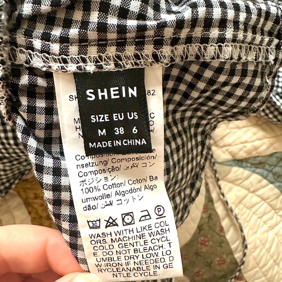 SHEIN Black and White Gingham Puff Sleeve Blouse - Picture 4 of 4